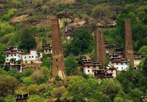 乾隆时期的大小金川土司叛乱<strong></p>
<p>币盛网</strong>，为什么会花费清王朝7000万两的银子才被镇压下去？