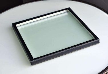 玻璃(玻璃中长期压力仍存) 玻璃(玻璃中长期压力仍存)